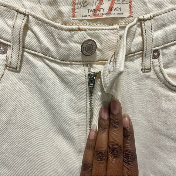 Free People We The Free NWT Cream Bootcut Raw Hem Denim Pants - Picture 3 of 11
